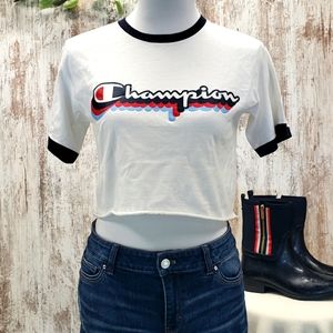 Champion Cropped Tee
